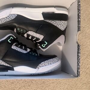 New Jordan 3 size men’s 7